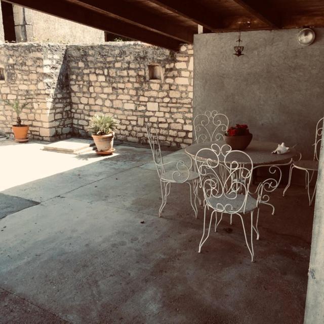 Le 5 D'abel Hébergement de vacances Mornac